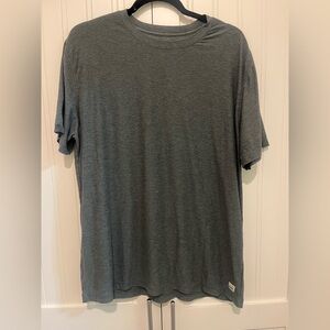 Vuori grey t-shirt XL